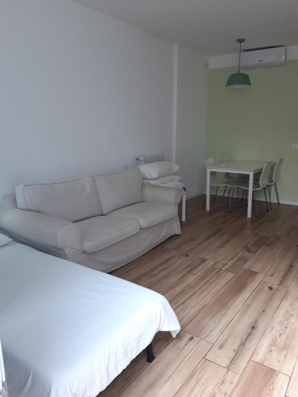 Appartement Rafqa San Siro's View Lotto Life De Angeli Fiera With Garden Milan